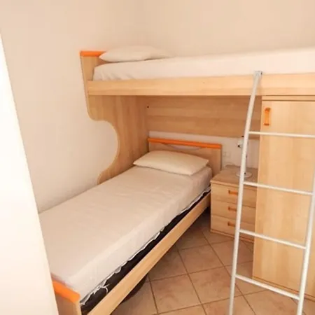 N028 - Numana, Ampio Trilocale Con Terrazzo Vista Mare *
